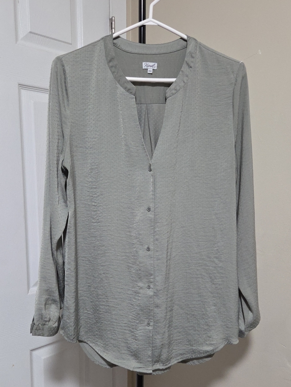 Kismet Button-Front Long Sleeve Blouse in Sage